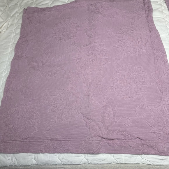 The Company Store Pair of Putnam Matelassé Cotton Euro Pillow Shams in Wisteria - Picture 7 of 13